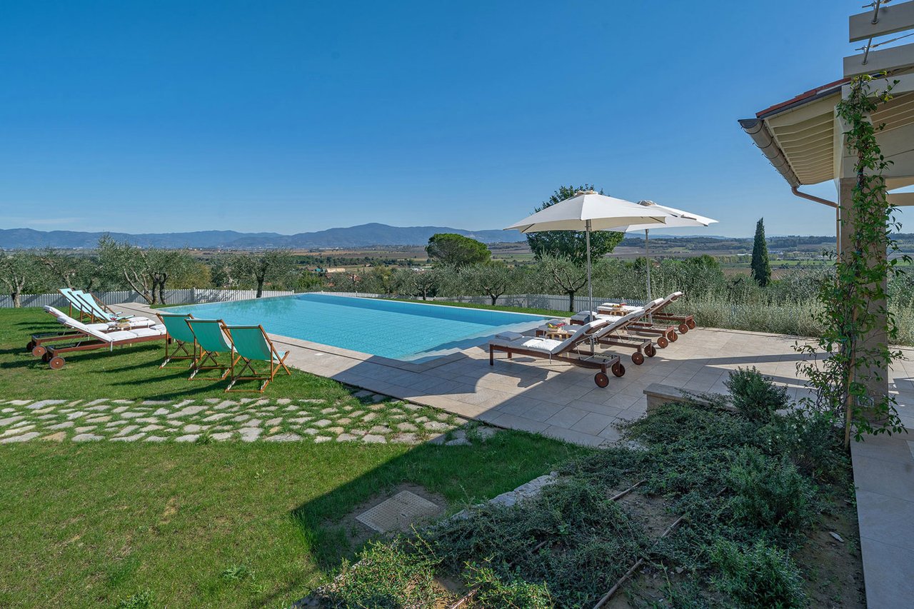 Luxury Countryside Villa