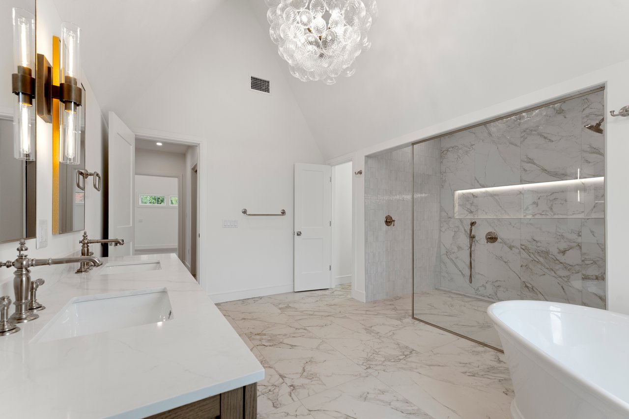 229 Bogert Pl