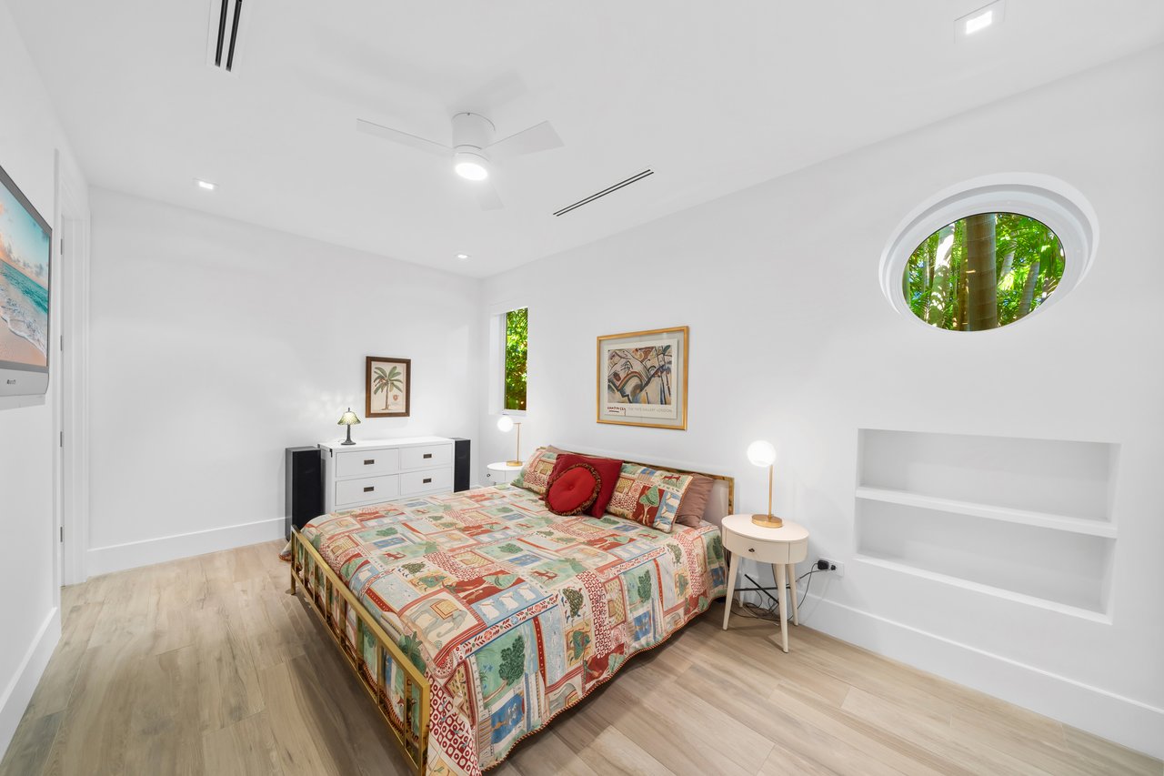 180 Cape Florida Drive