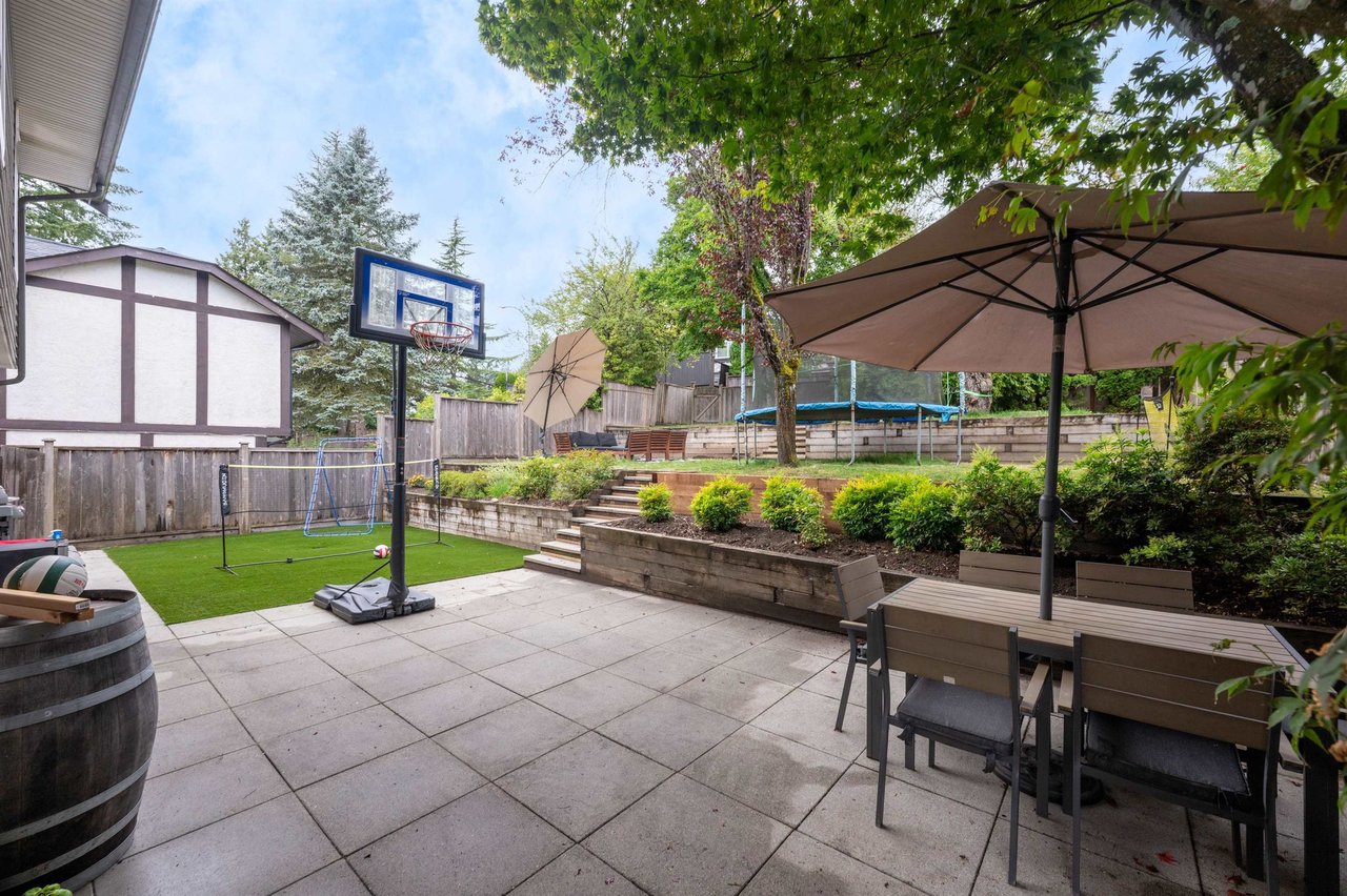 1005 Alpine Pl