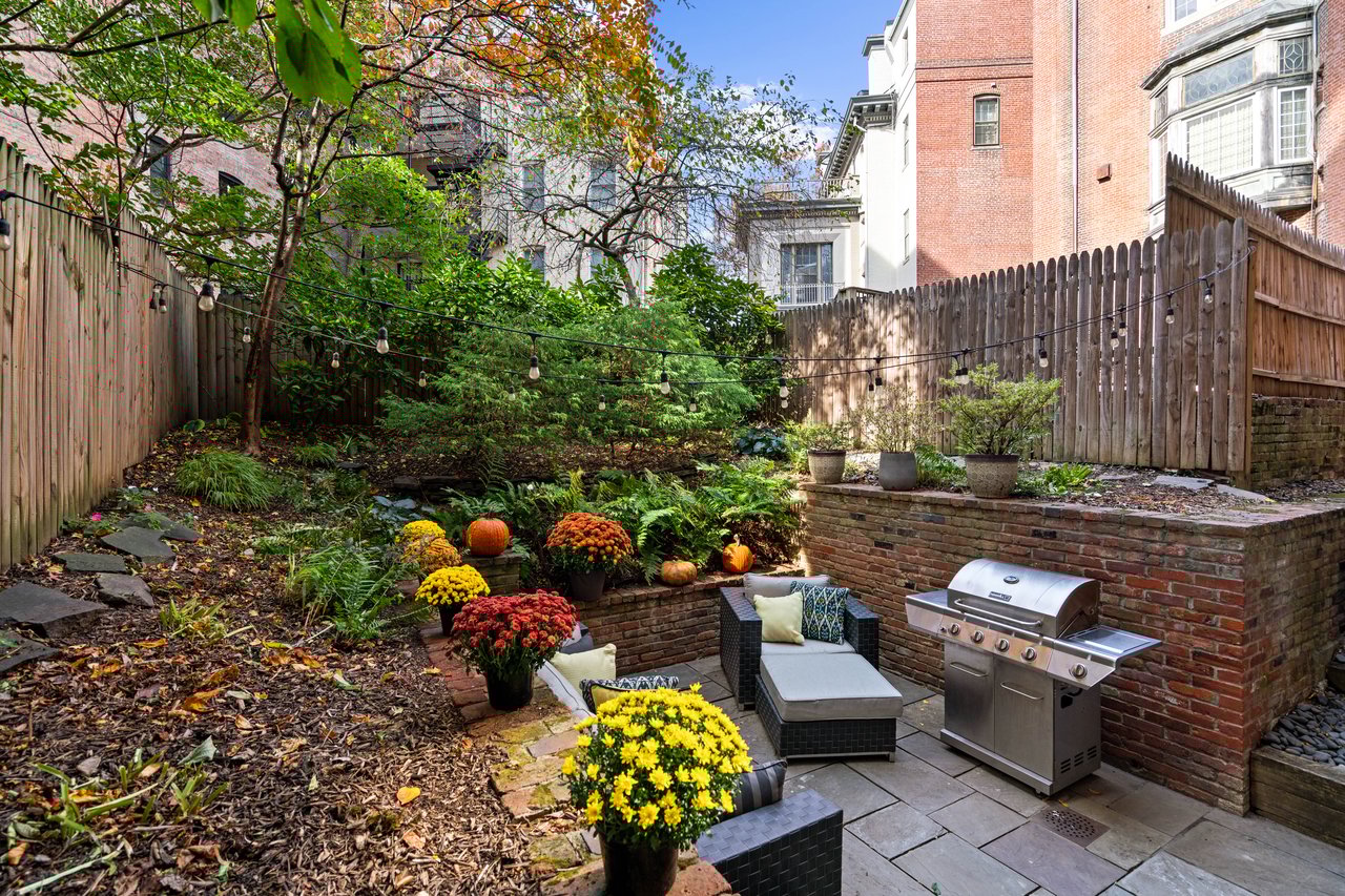 1726 17th St NW, Unit B1