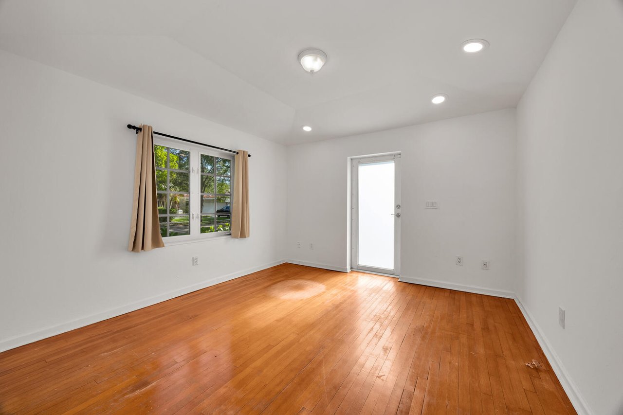 Art Deco Gem in Coral Gables