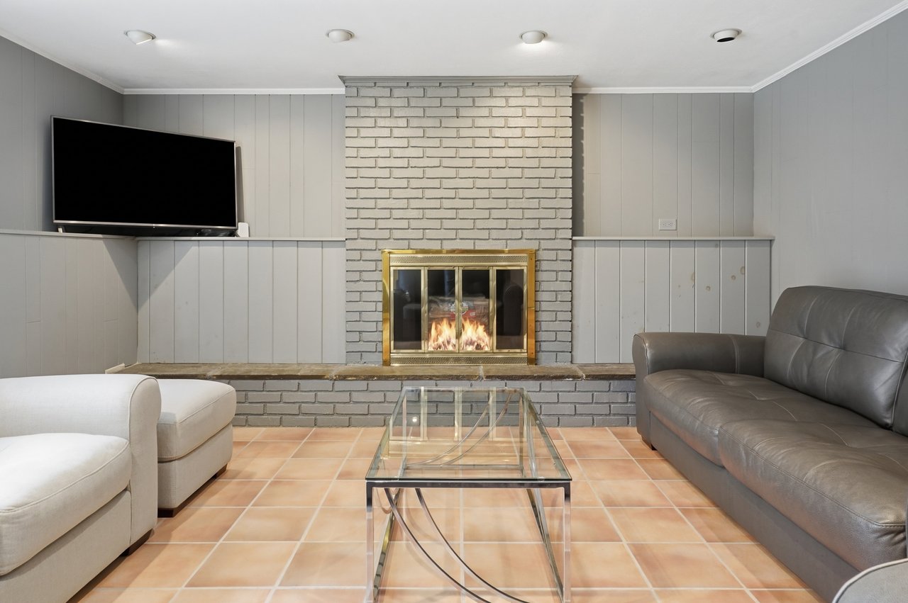 Wood burning fireplace