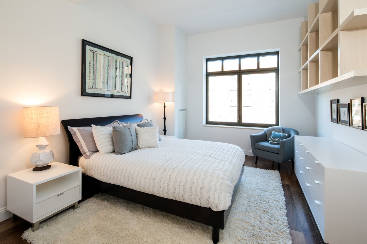 1 Morton Square, TH4