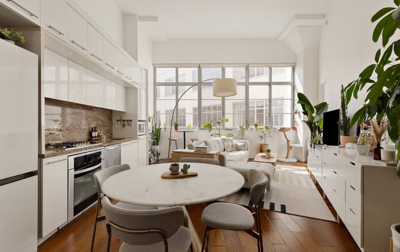 27-28 Thomson Avenue #453