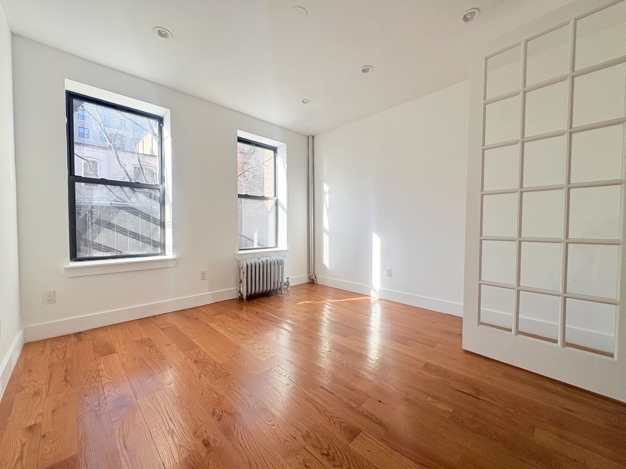 684 Riverside Drive 2E