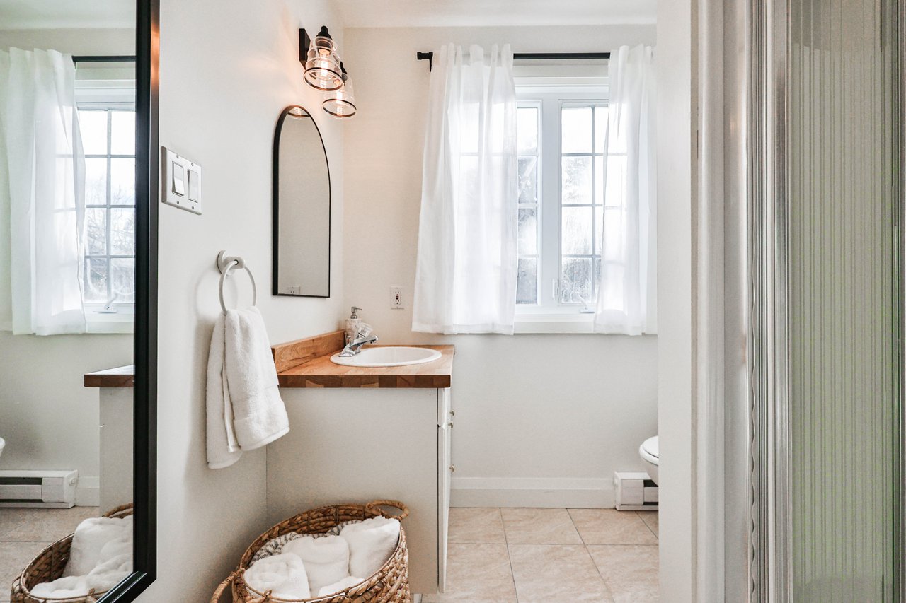 52 Kerr Street, Oakville