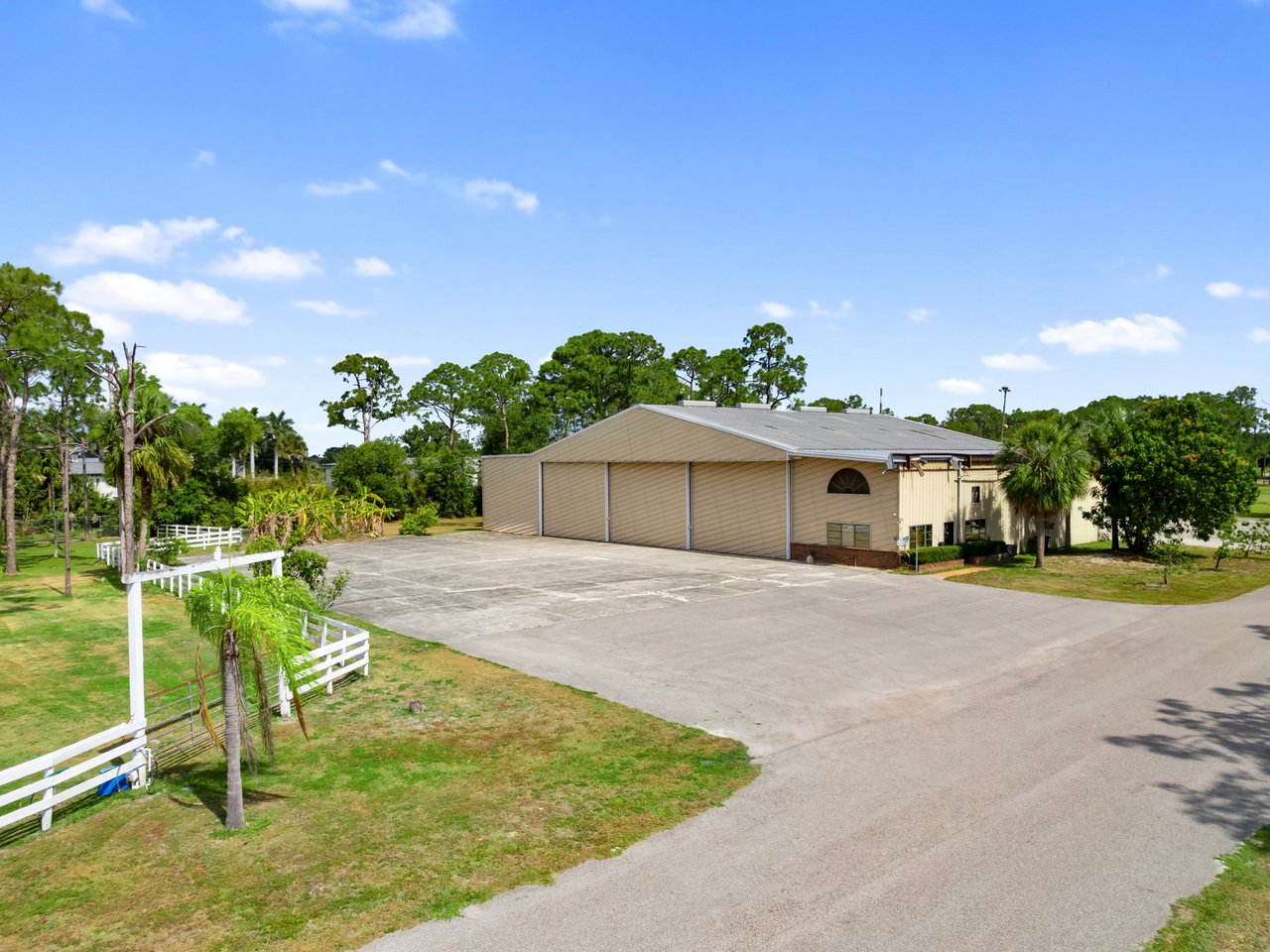 18631 Cessna DR