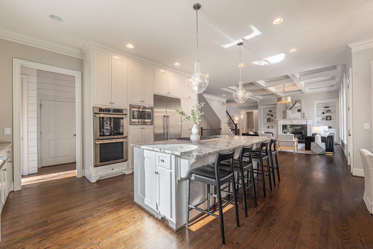 16845 Quayside Drive