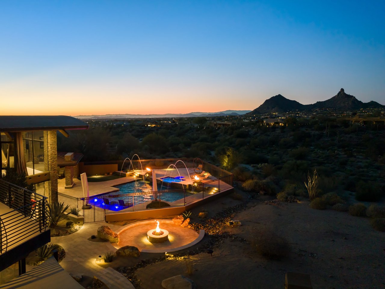 10570 E Pinnacle Peak Road