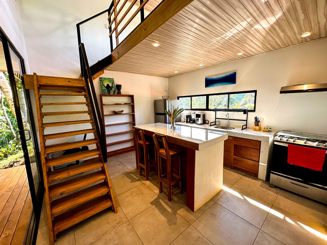 Jungle River Retreat with Airbnb & Build Space in Ojochal