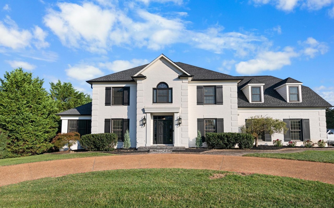 Wallace Luxury Spotlight | 7410 Huntland Drive Knoxville, TN 37919