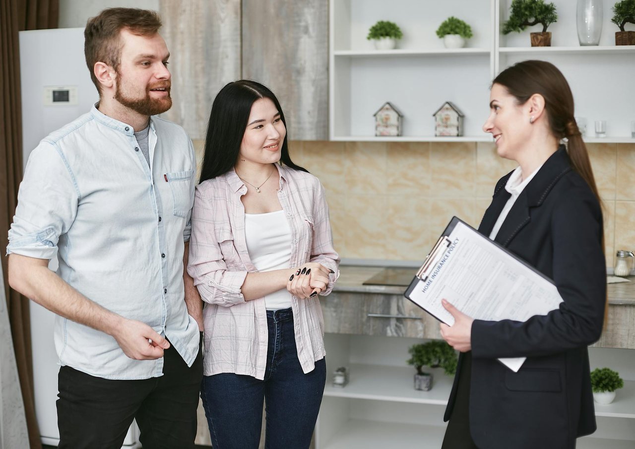Reasons To Hire a Real Estate Professional [INFOGRAPHIC]