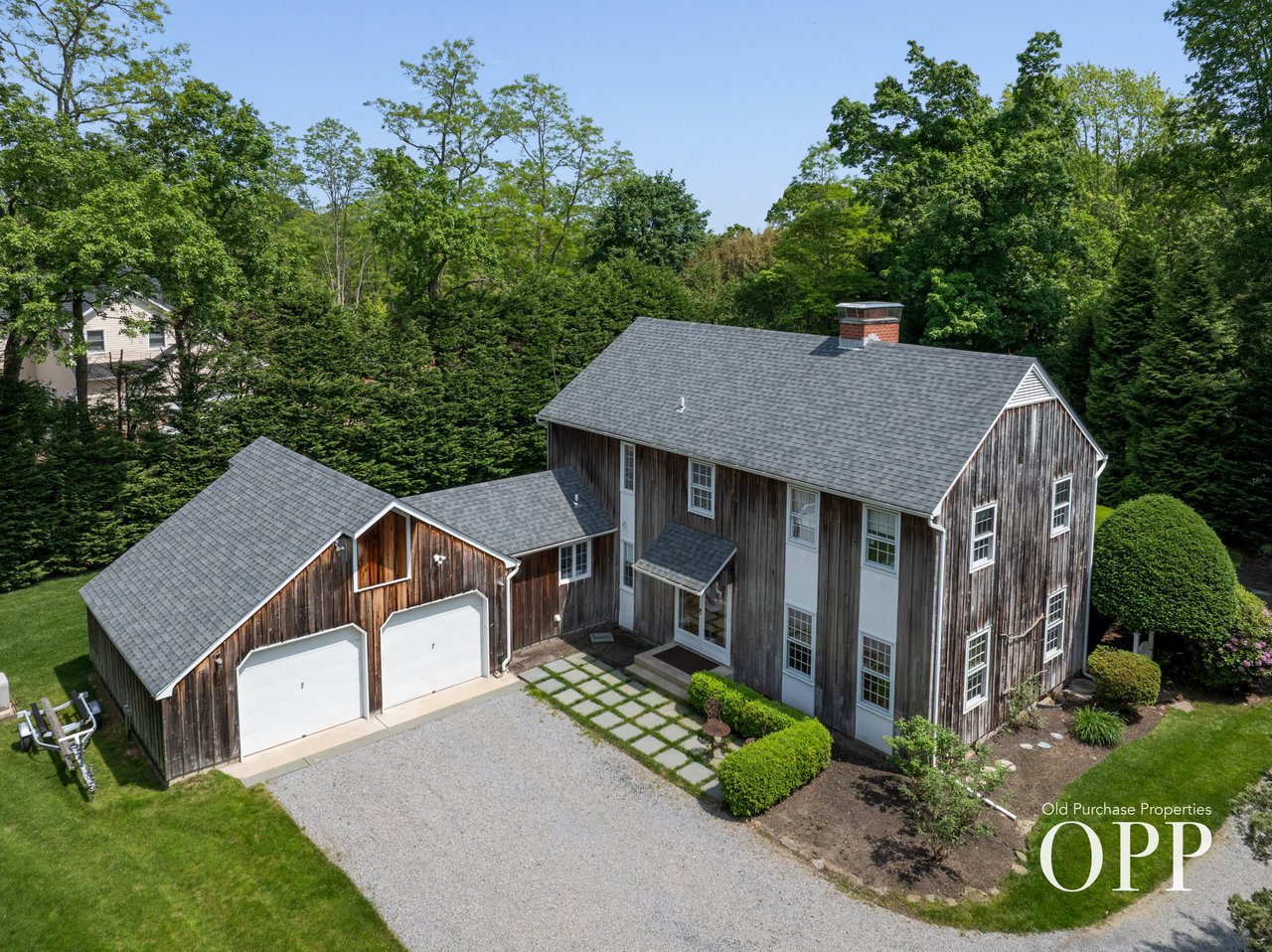 2/3 Acre Gem in the Hamlet