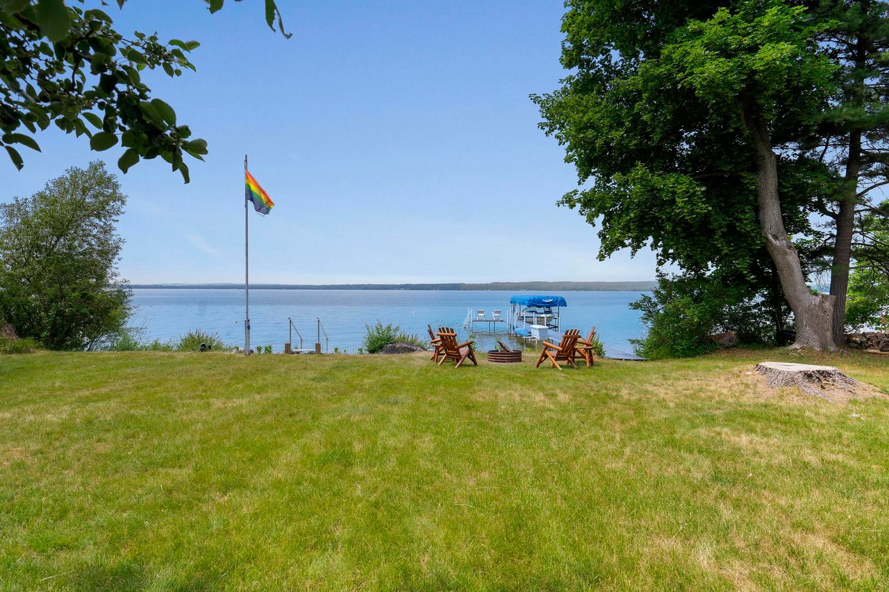 Burt Lake Cottage