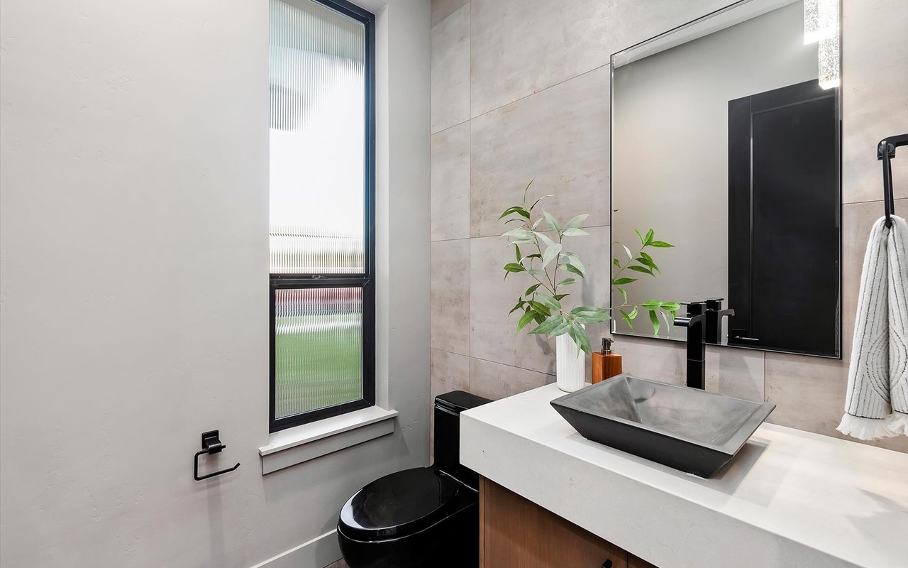 New Construction Home With Volcano Granite Island