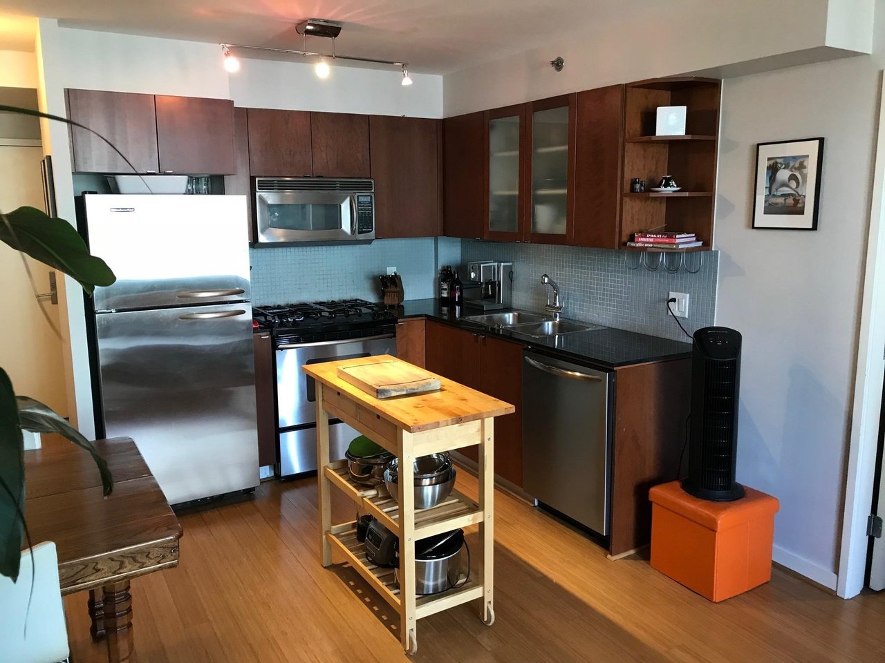 822 Seymour St, #807