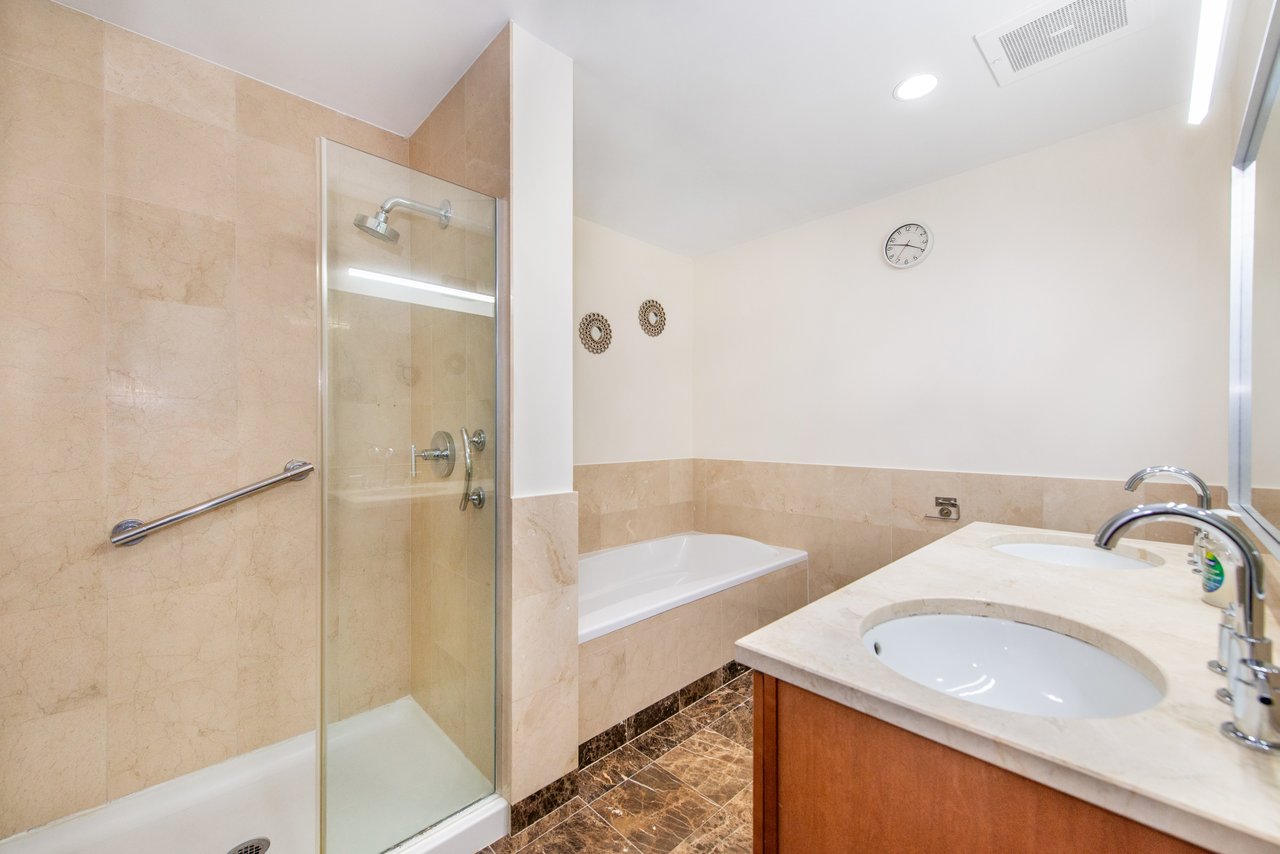 389 Washington St Unit 18k, Downtown, Jersey City, NJ