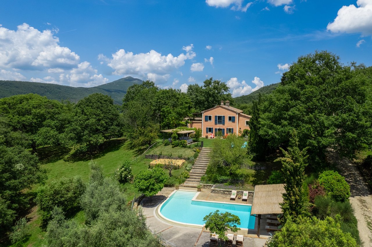 Renovated 18th Century Tuscan Home With Beautiful Hill Views