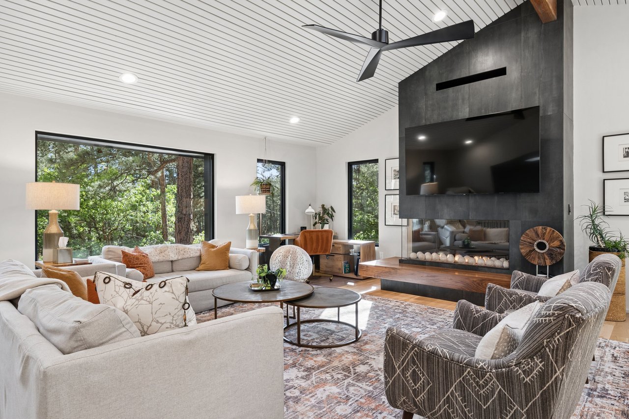2110 Craig Drive