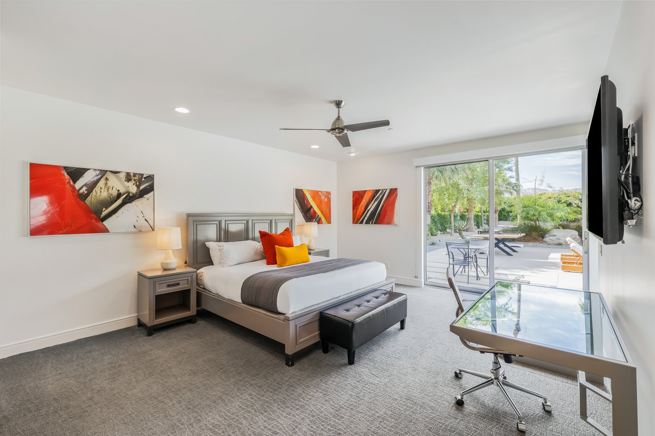 51125 Evangeline Way - Villa 3