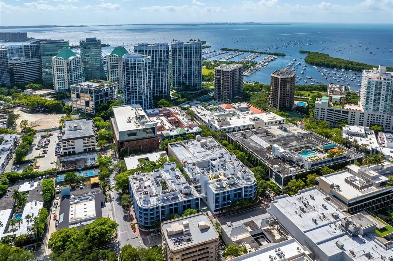 3339 Virginia Street # 301