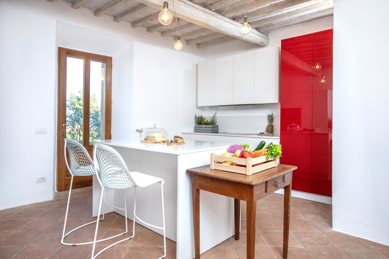 Country Luxury Home For Rent in Valdorcia