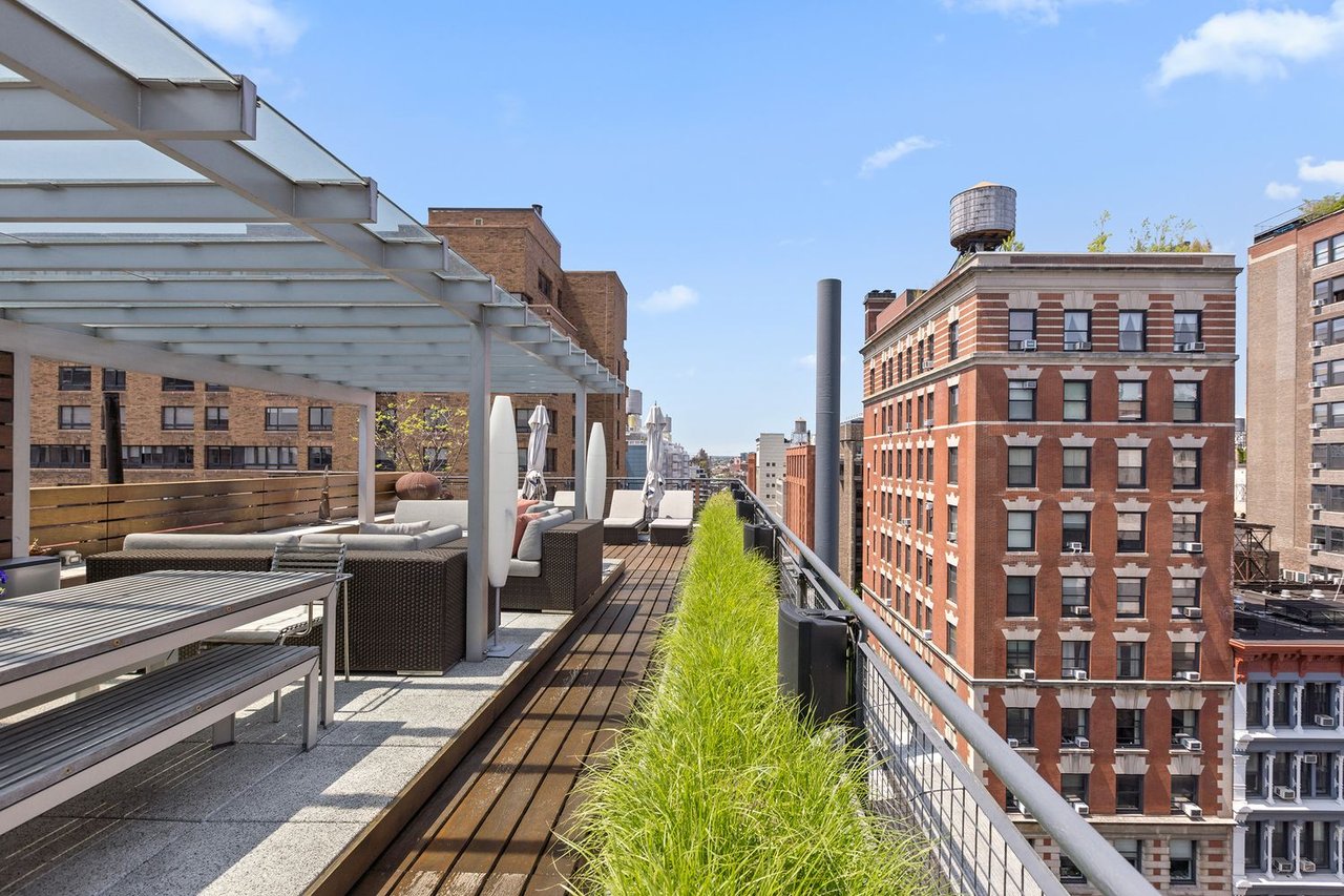 682 Broadway, #10