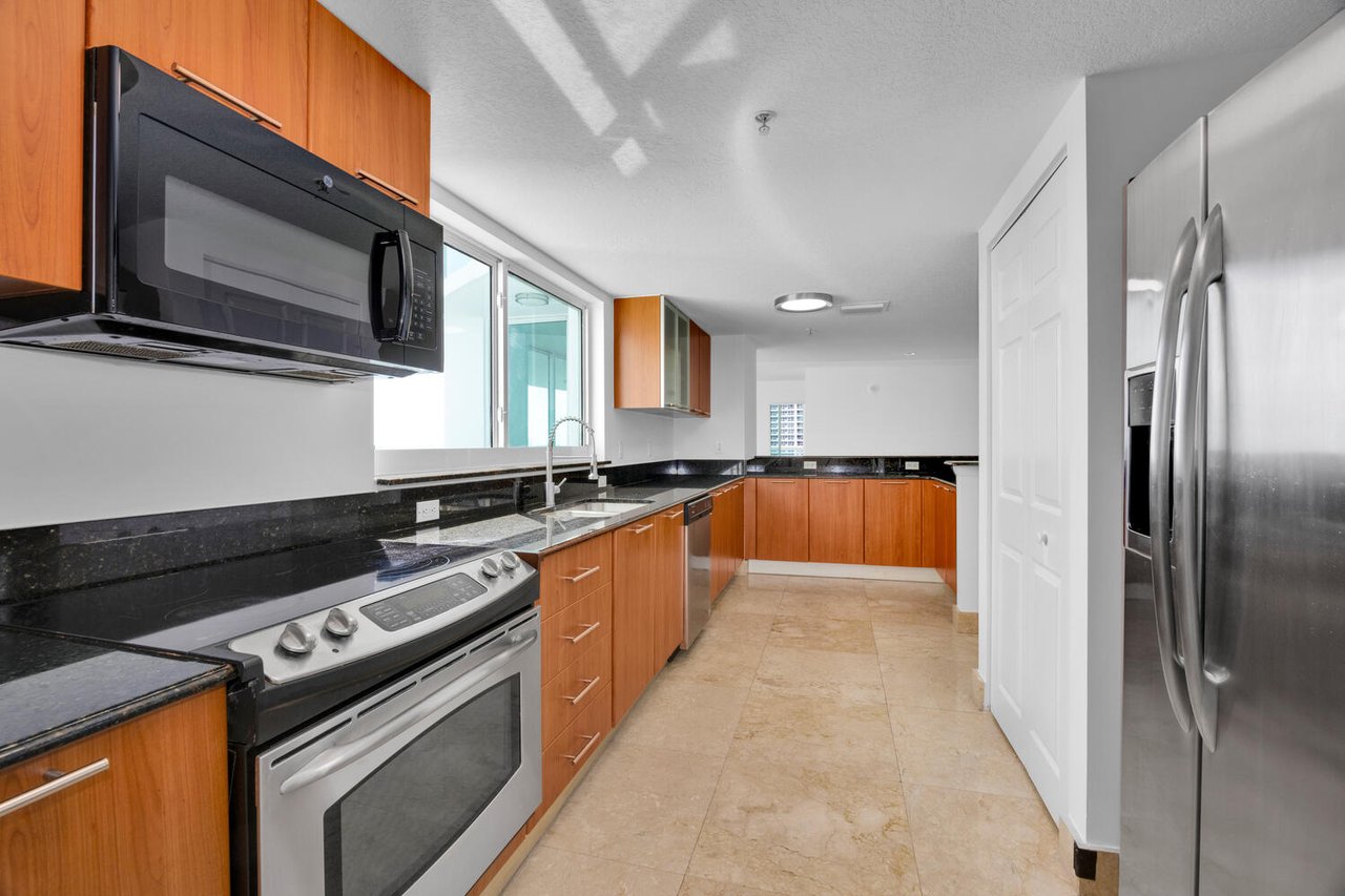 Just Sold at Full Asking Price: The 1800 Club