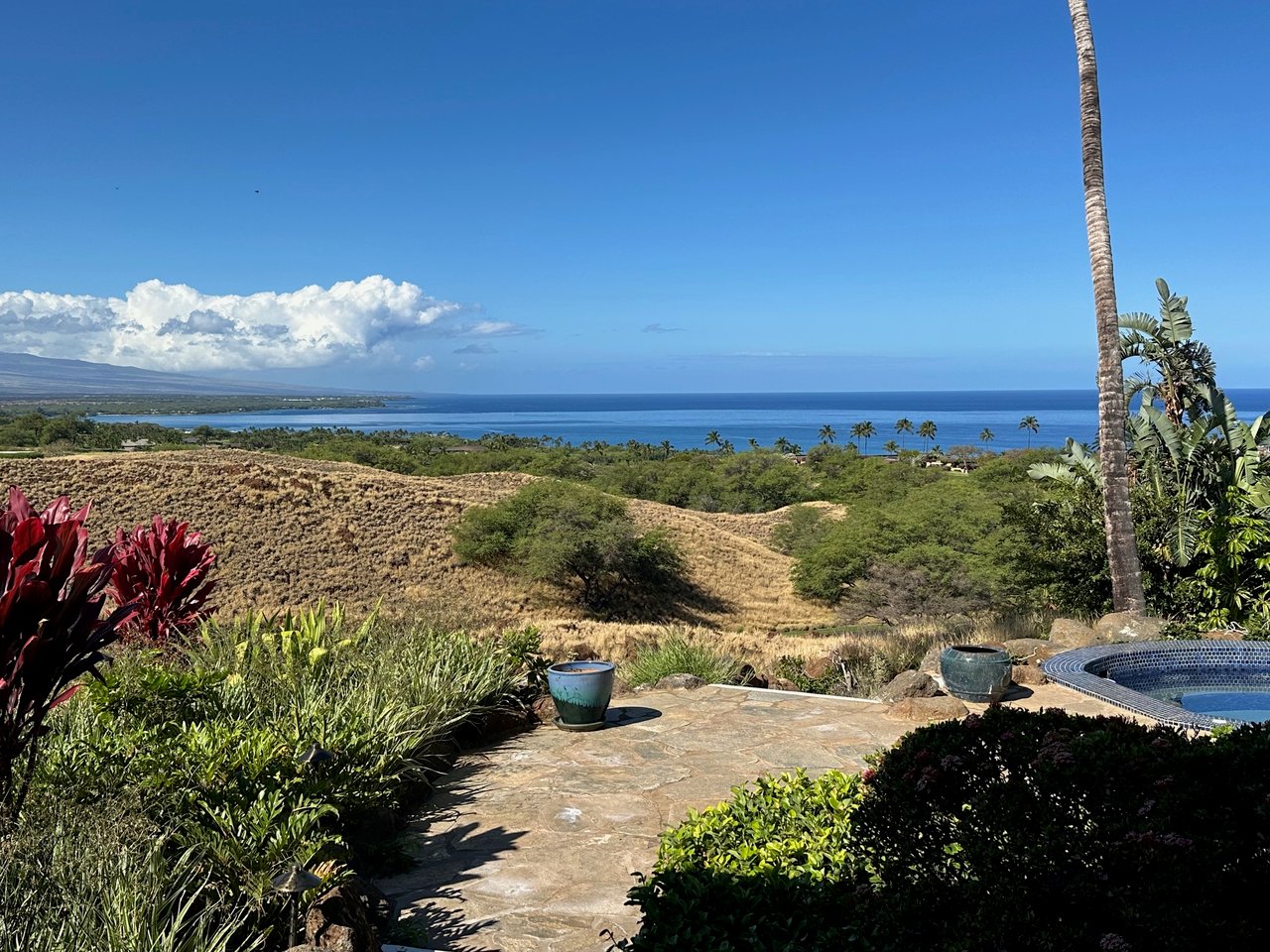 EXCEPTIONAL 5,456 SQ FT RESIDENCE - MAUNA KEA RESORT - $9,750,000 - RENOWNED KOHALA COAST BIG ISLAND