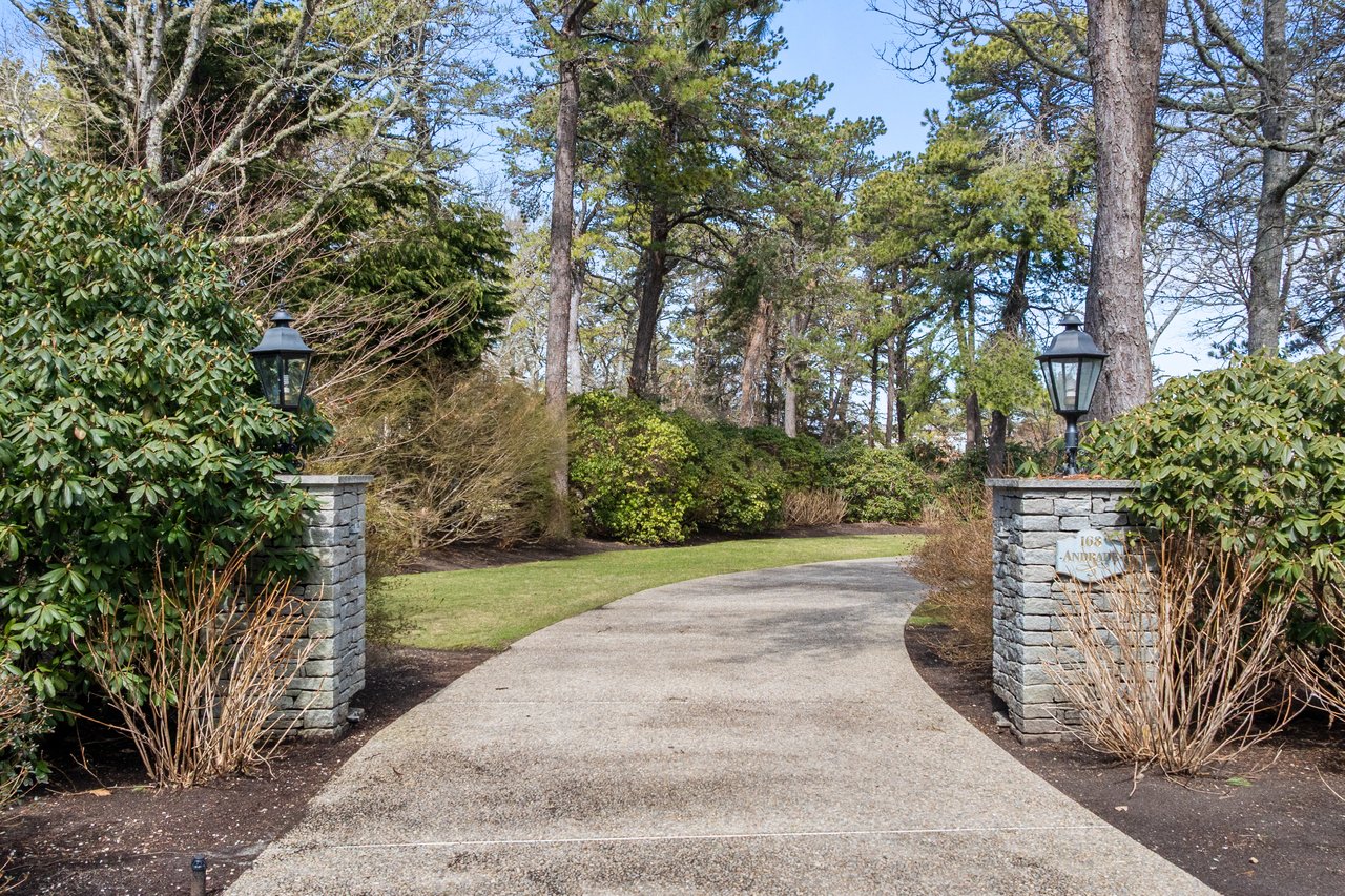 Breathtaking views over West Bay and Eel River
