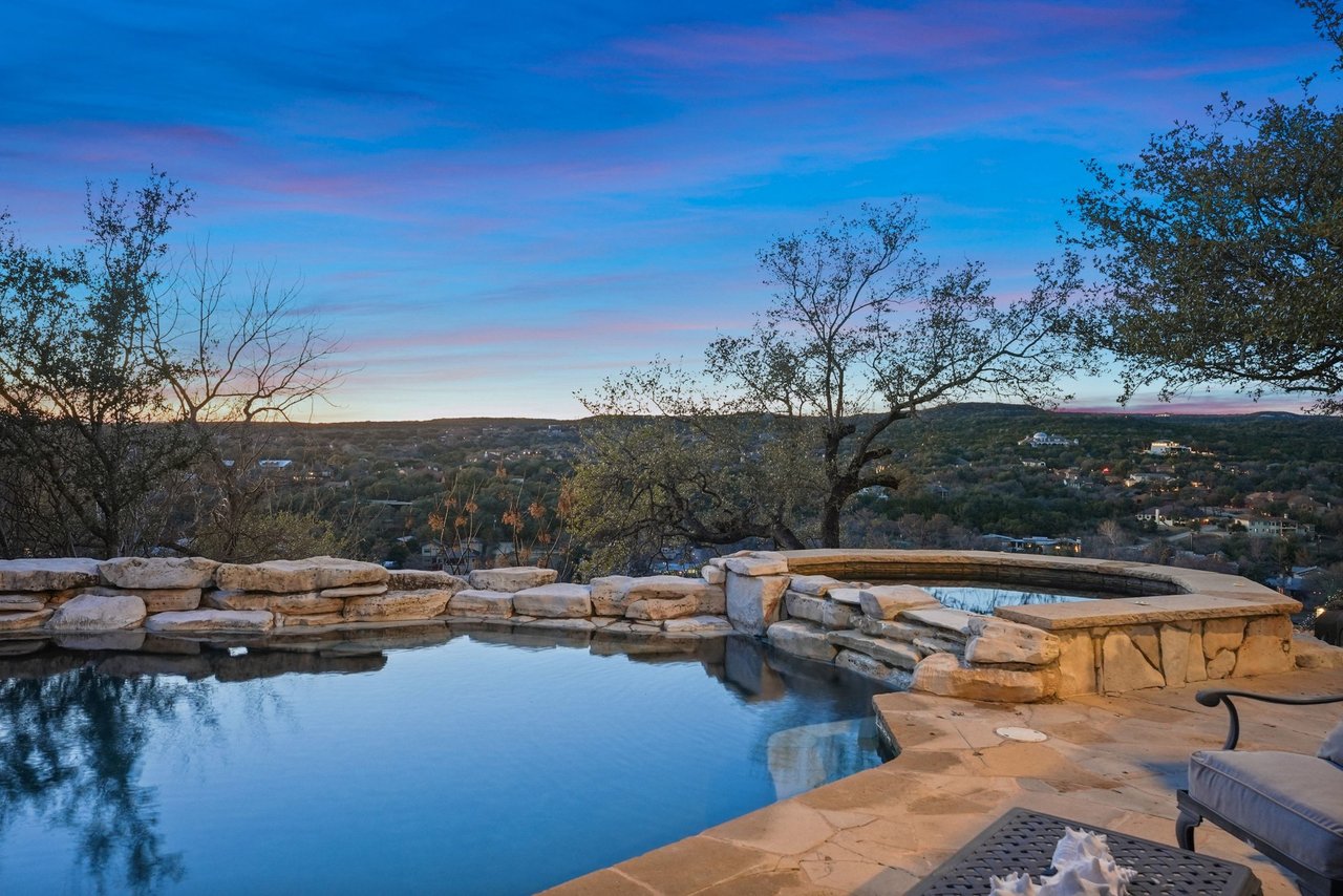 3800 Hunterwood Point