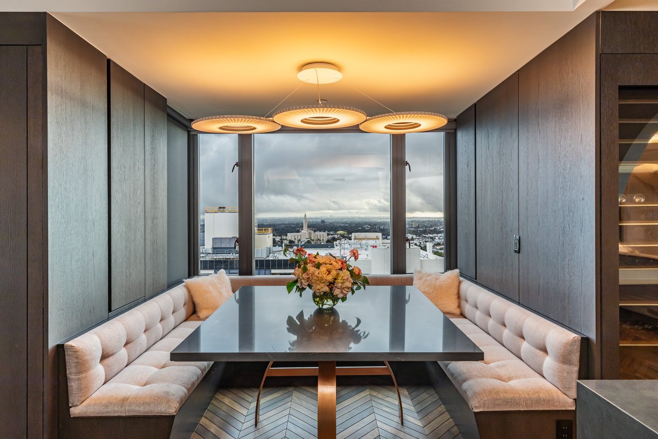 10727 Wilshire Blvd Unit: 1805, Wilshire Corridor