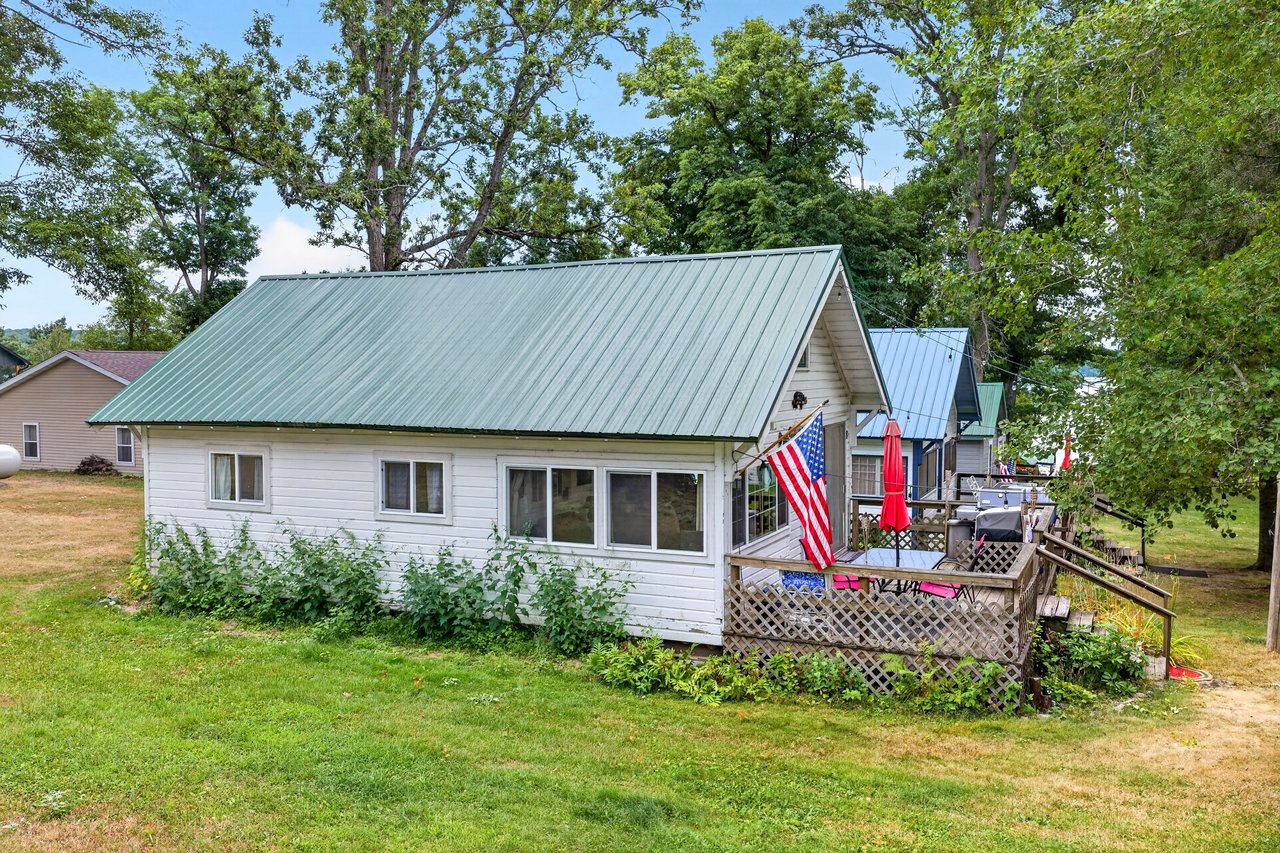 15639 W Swede Alley 8