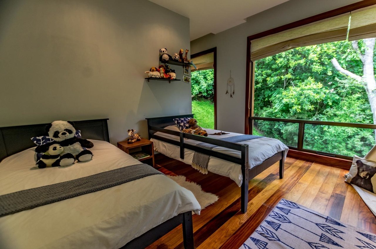 Tropical Gem In Villa Real