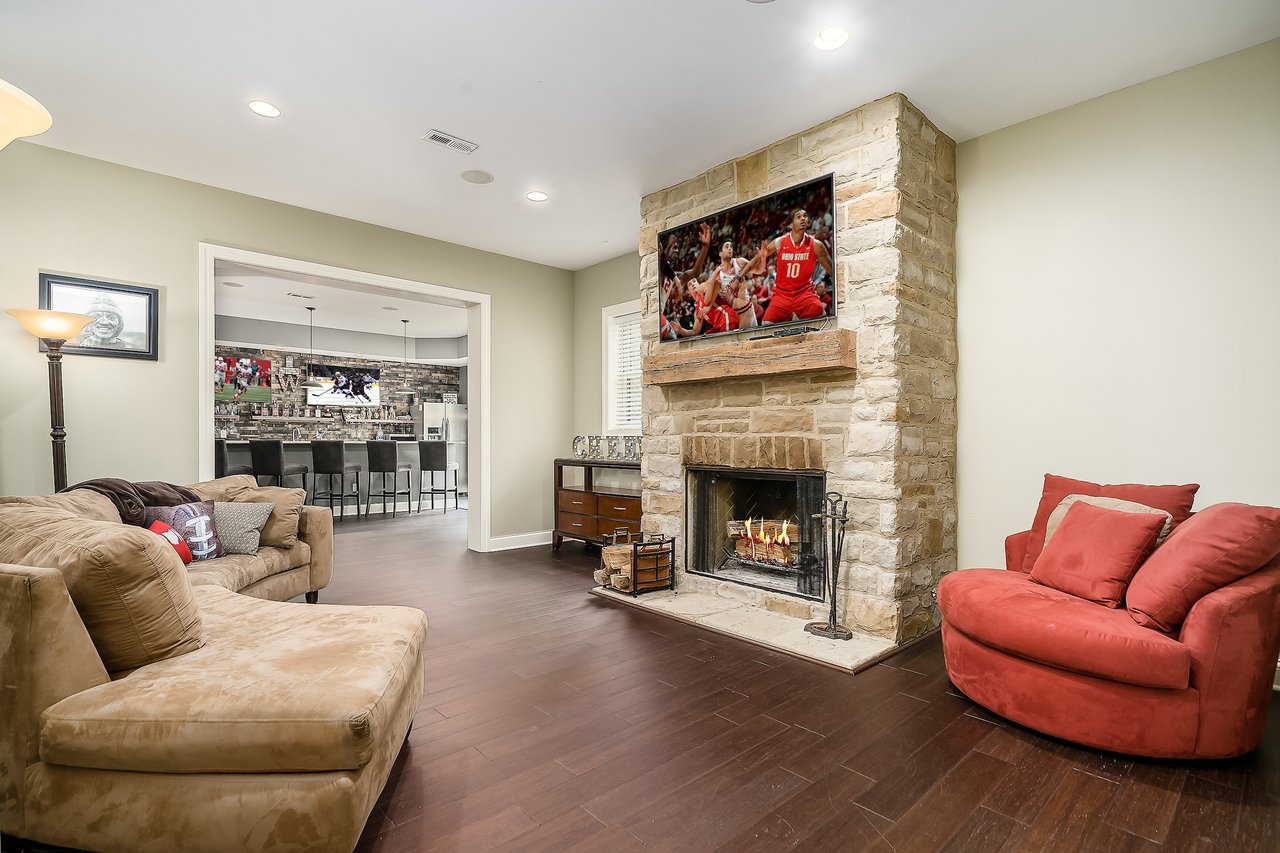 1999 Woodland Hall Drive