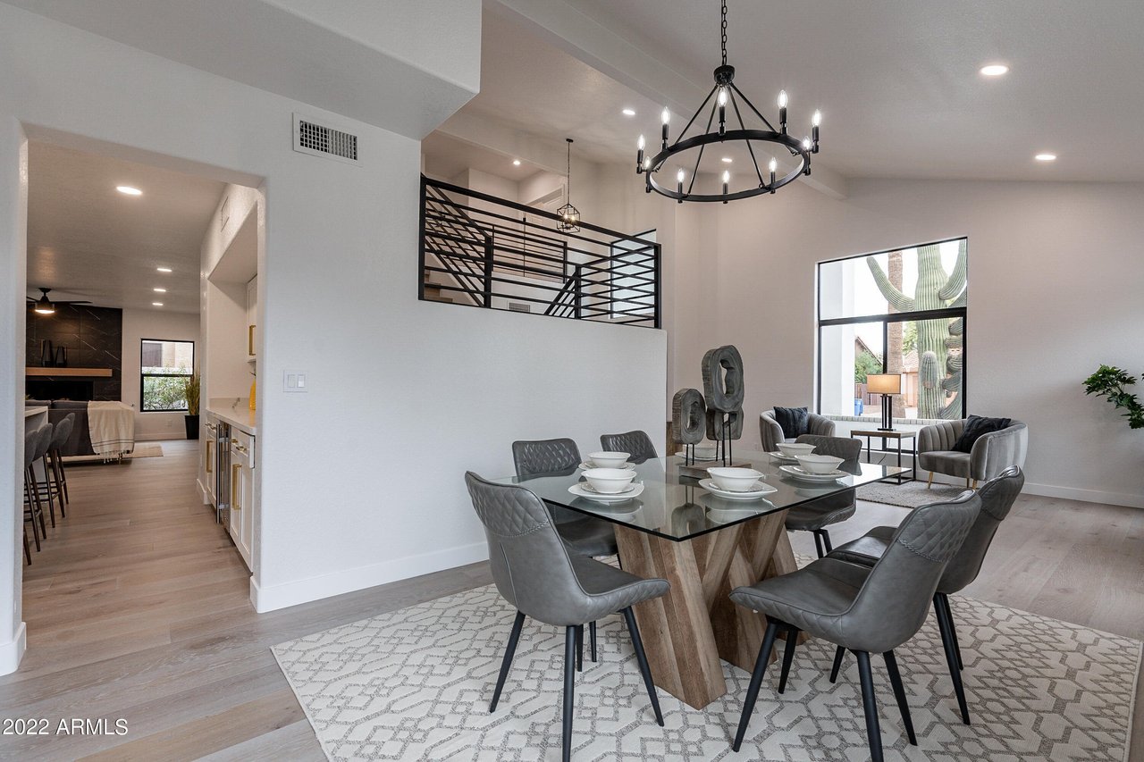 5347 E Michelle Dr