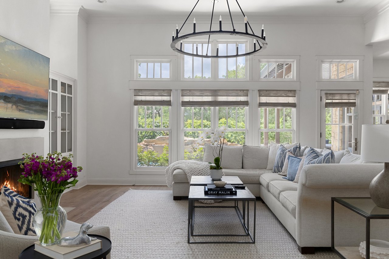 9123 Spinning Leaf Cove