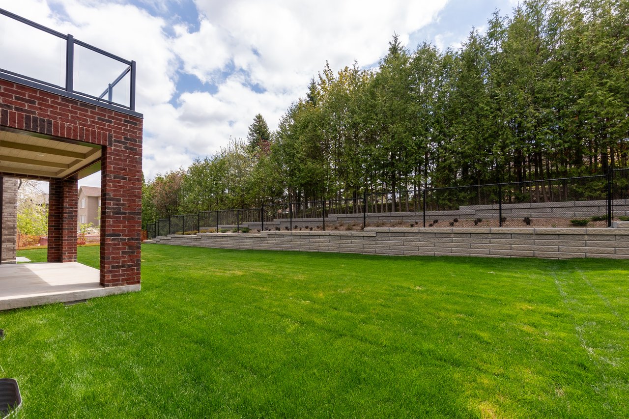 53B Puccini Drive, Richmond Hill Ontario