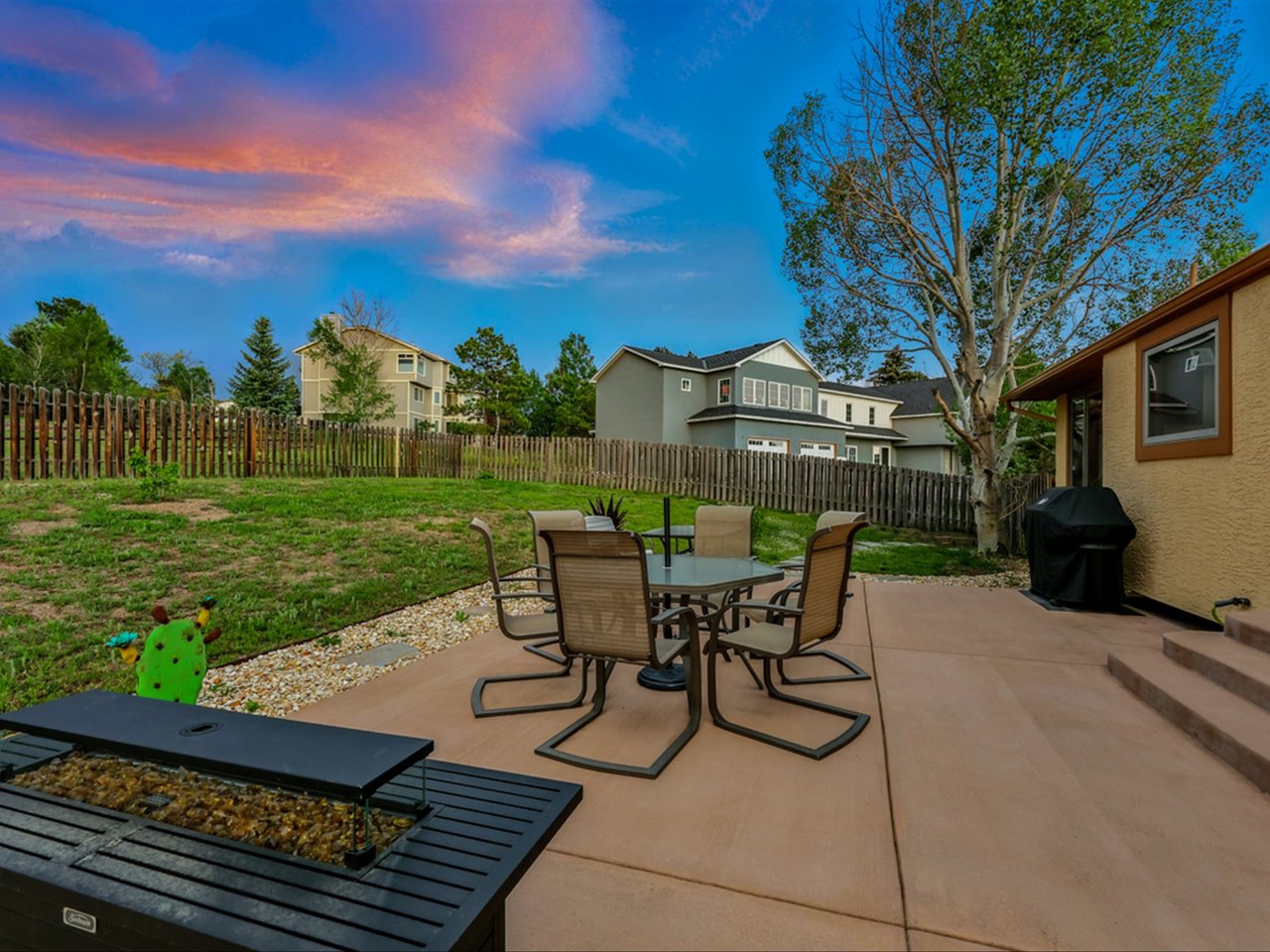 440 Torrey Pines Way