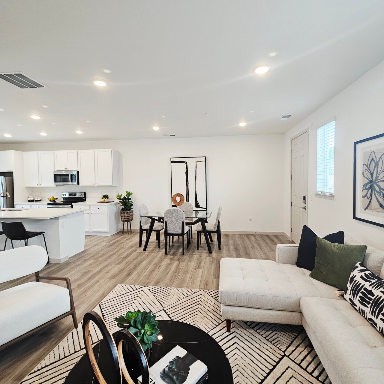 3 Bed 2.5 Bath Townhome Longmont