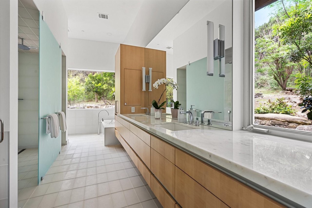 403 Graciosa Cove - Westlake Hills Modern Architectural Estate