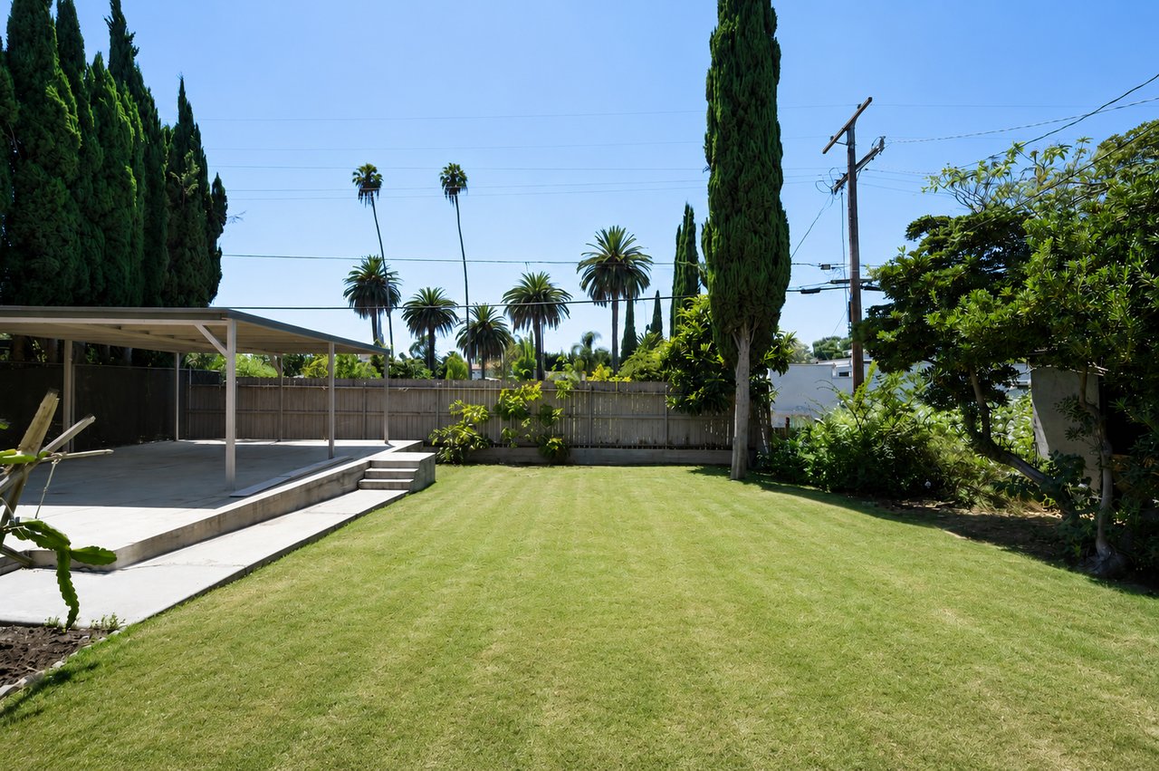 253 South St. Andrews