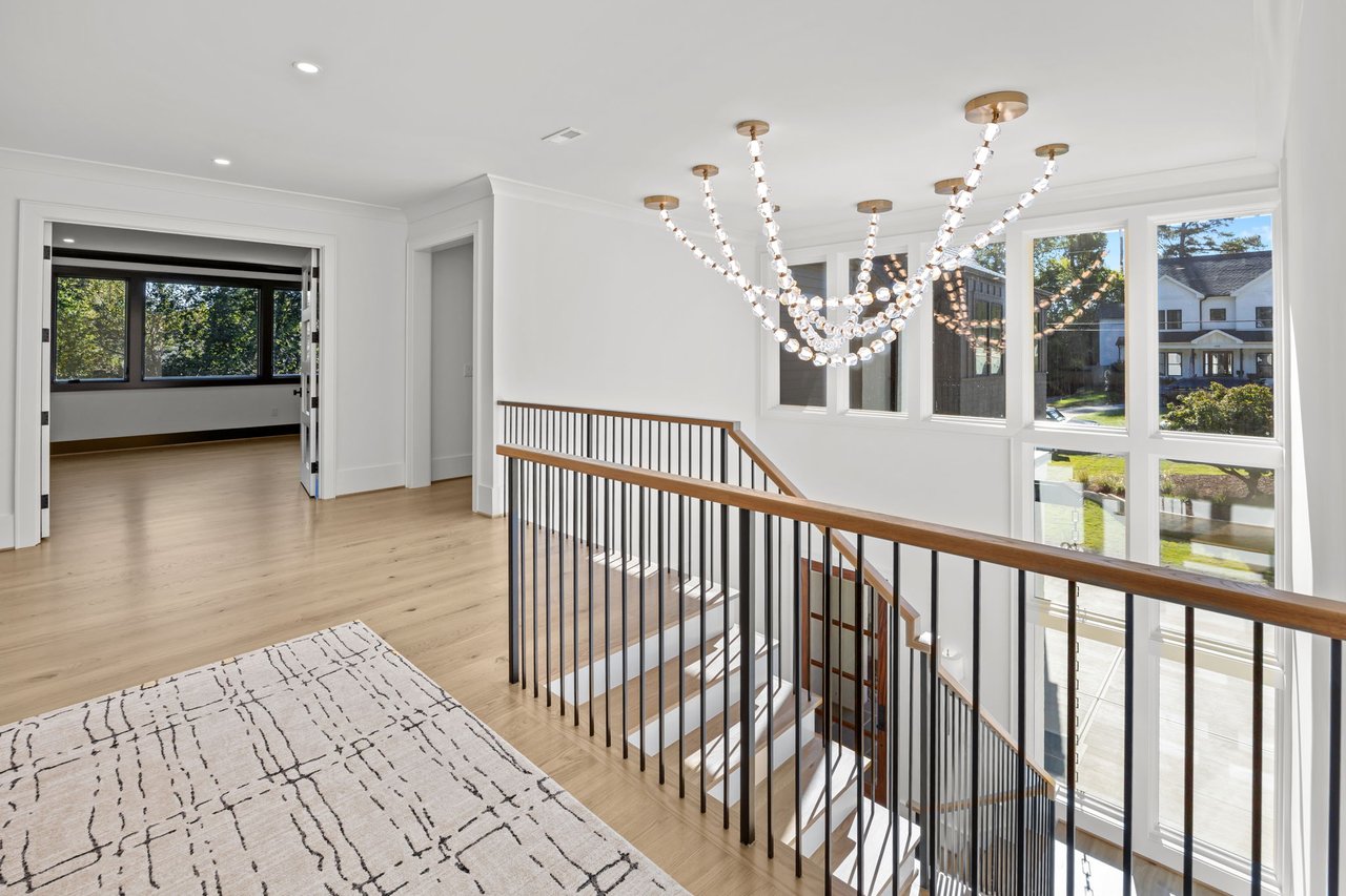 2419 Medway Dr