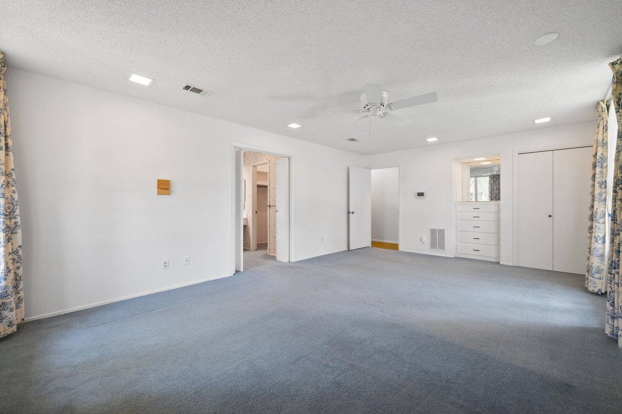 7602 Parkview Circle
