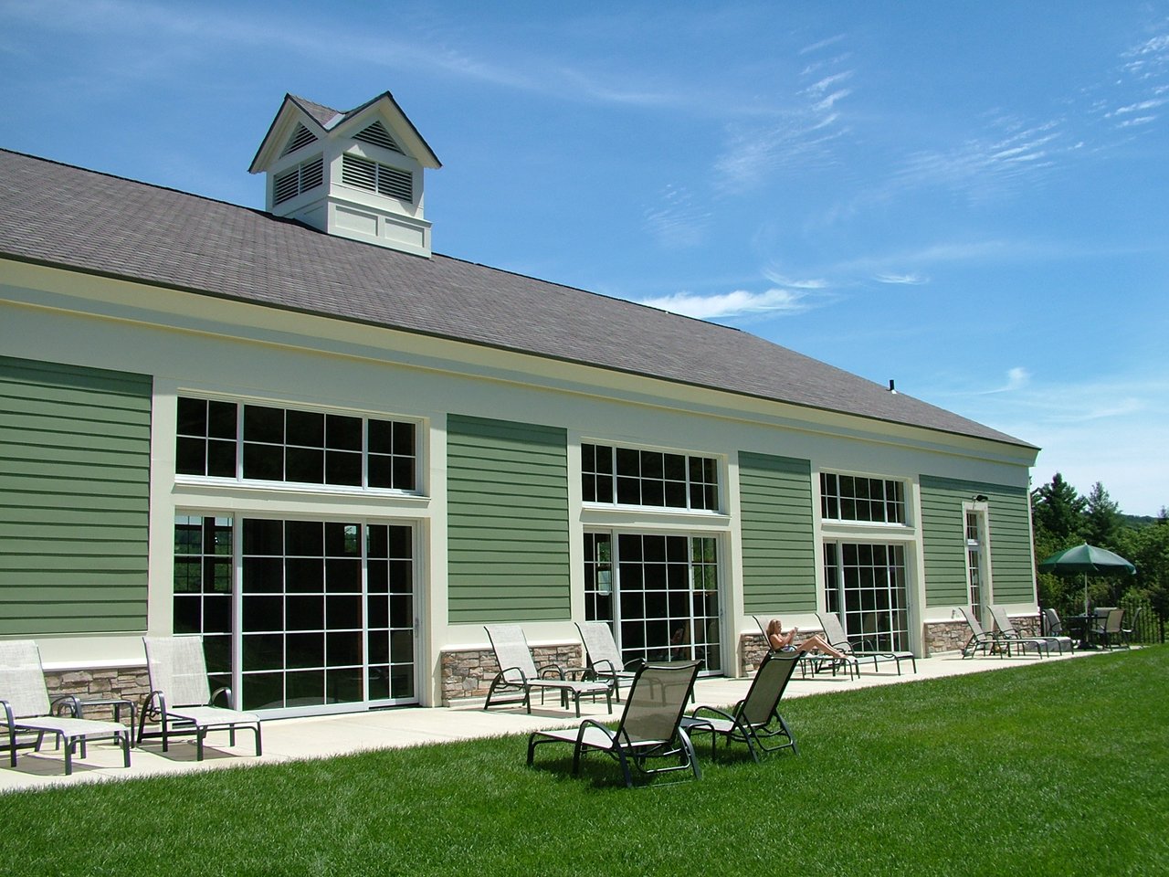 Jackson Gore Inn