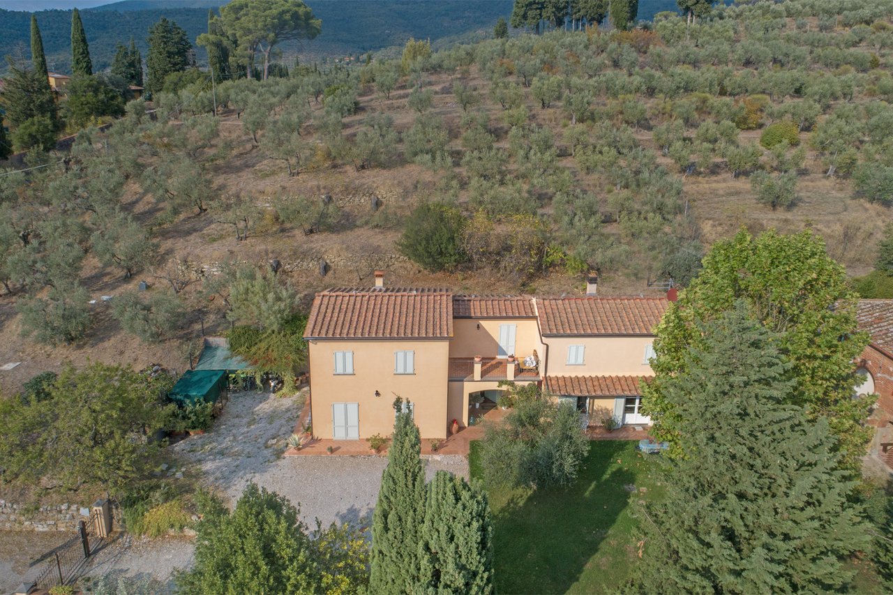 Delightful country house for sale in Castiglion Fiorentino, Arezzo