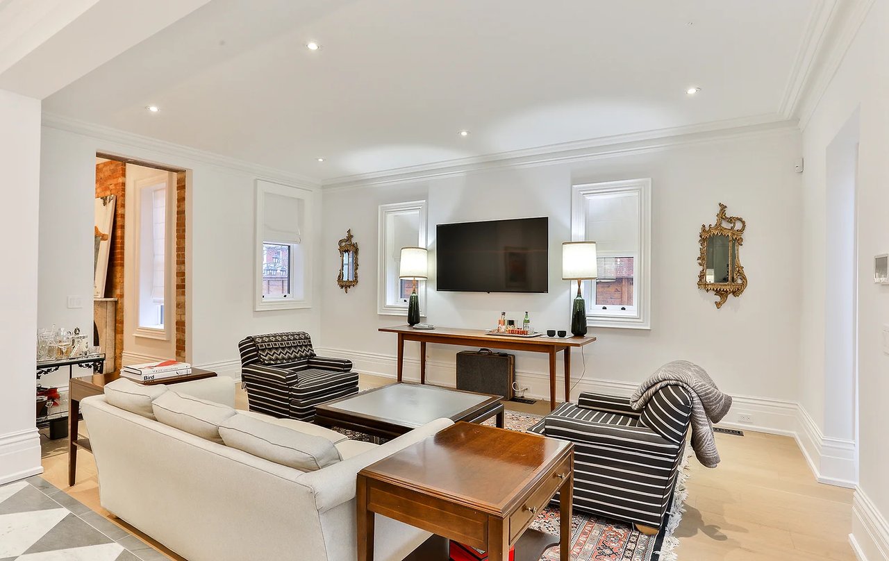 38 Beaconsfield Ave 