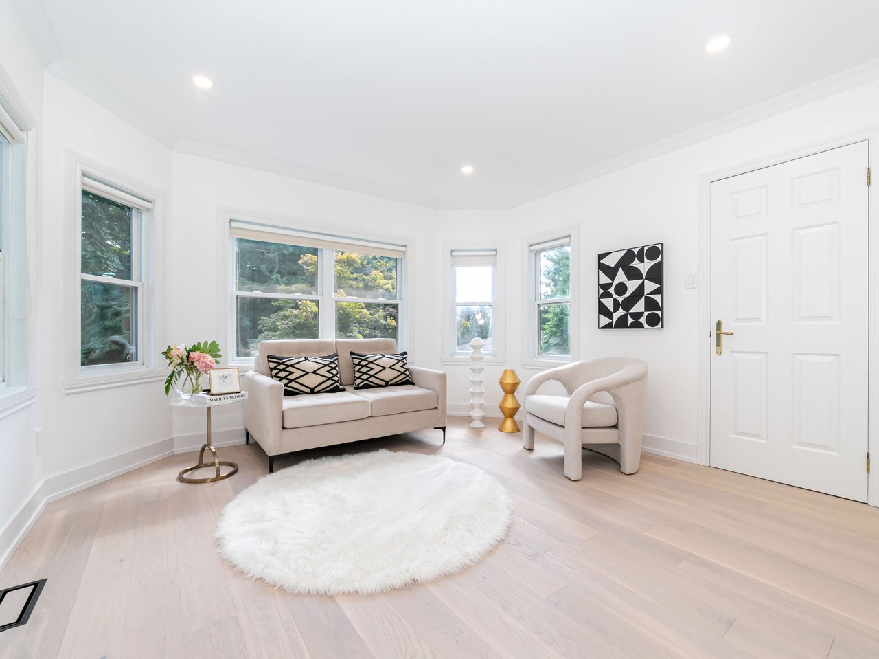 19 Willett Crescent
