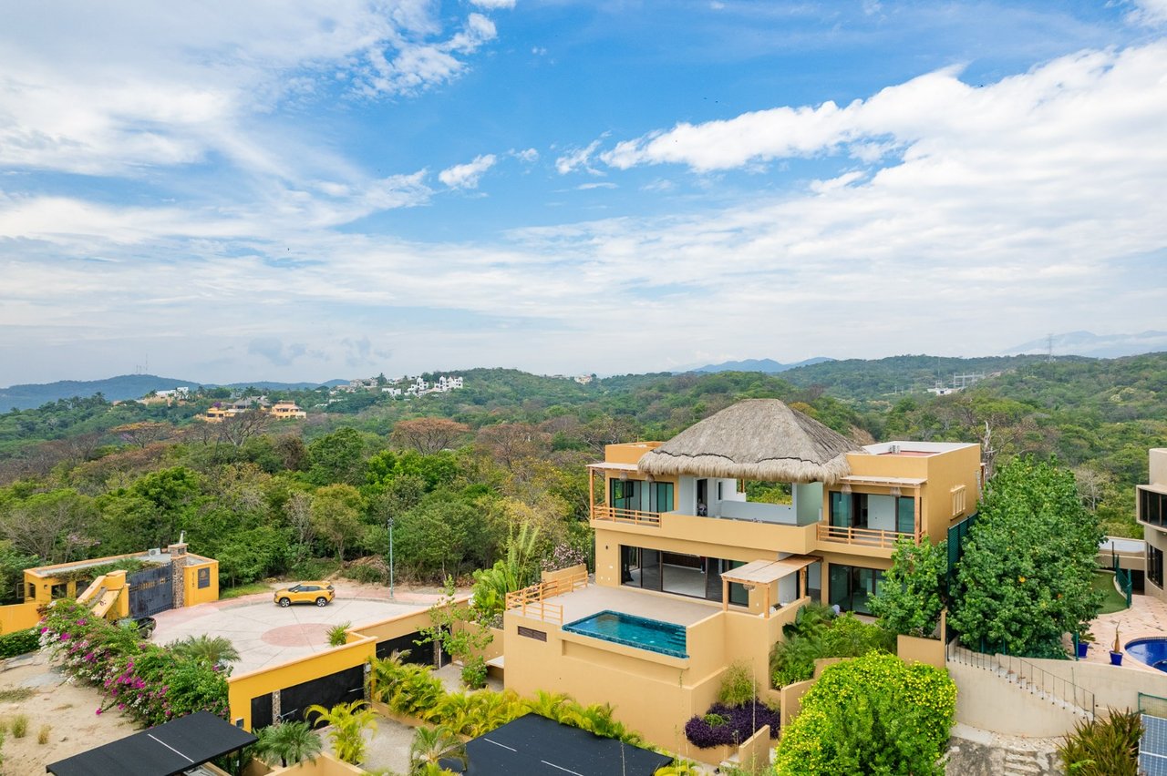 5 Bedroom, Single Family Home, La Cañada Casa A 